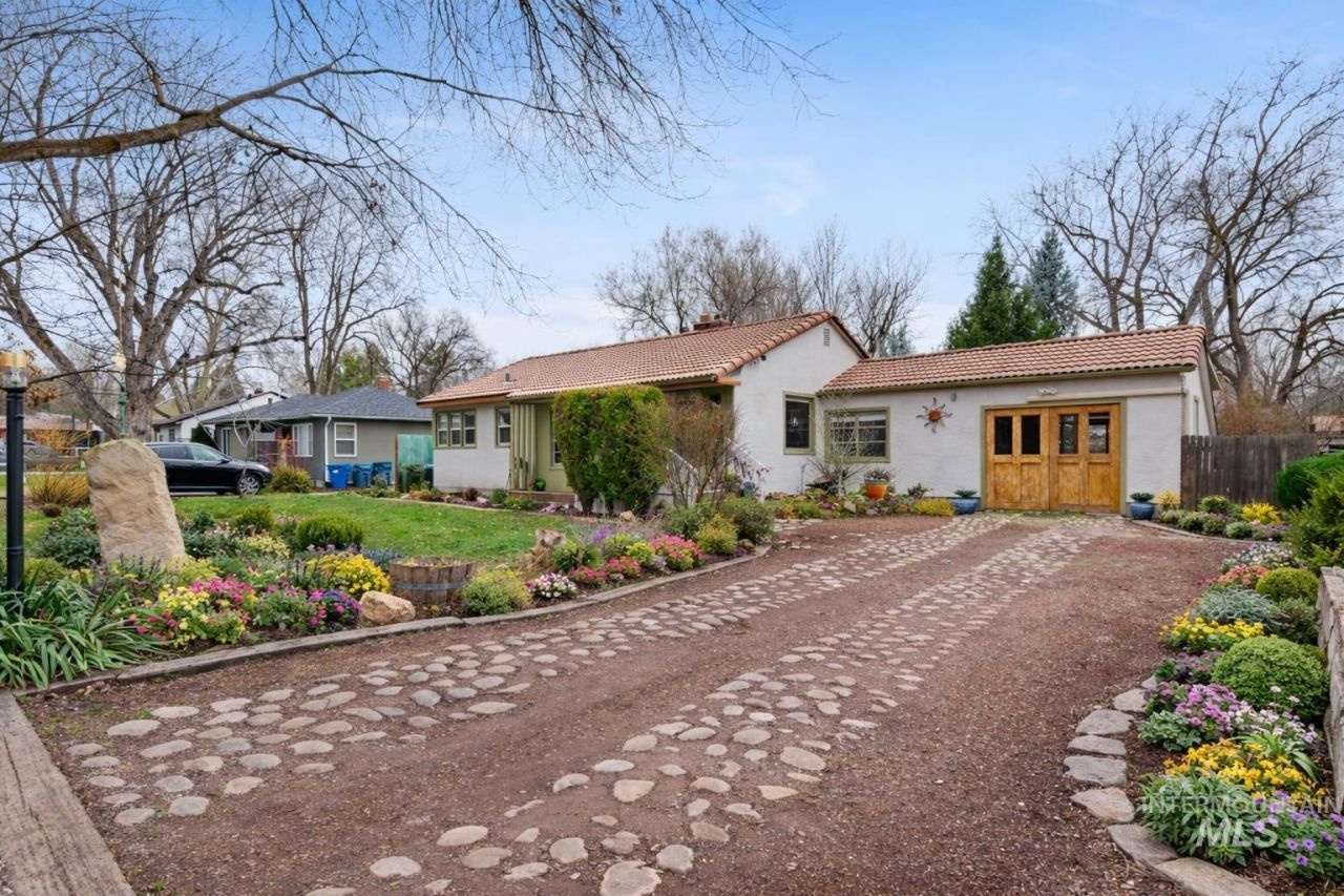 3109 W Gerrard St, Boise, ID 83703 Main Photo