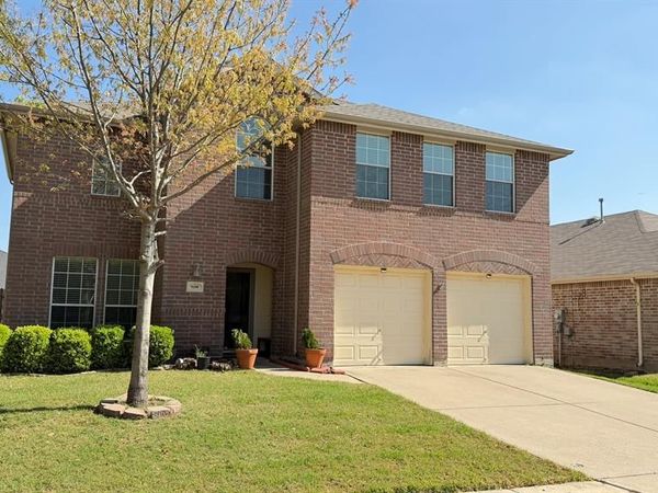 9208 Conestoga Drive, Fort Worth, TX 76131