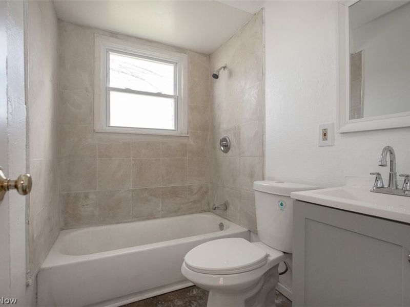 4397 E 154th Street, Cleveland, OH 44128 Photo 11