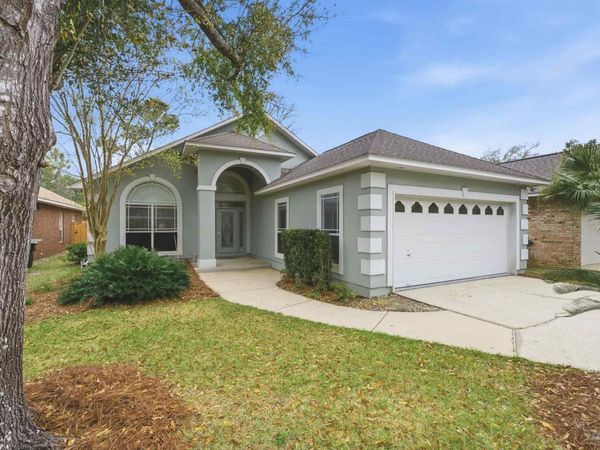 9915 Rail Cir, Pensacola, FL 32507