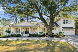 1106 Meadowcroft Lane photo 4