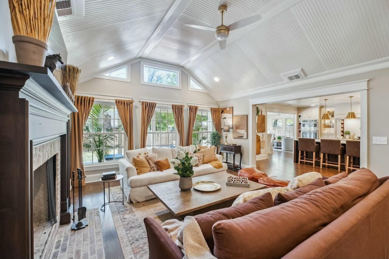 1106 Meadowcroft Lane Photo 45