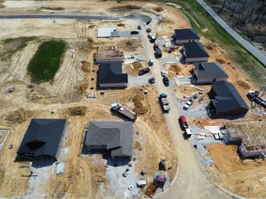 306 Cinchpost Circle, London, KY 40744