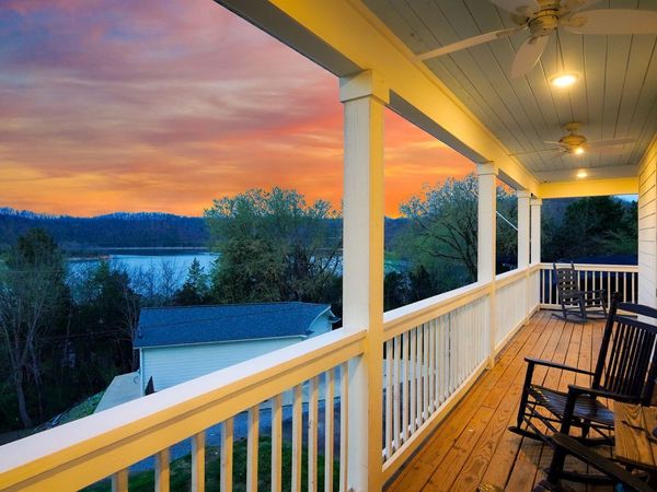 551 Askin Ln, Baxter, TN 38544