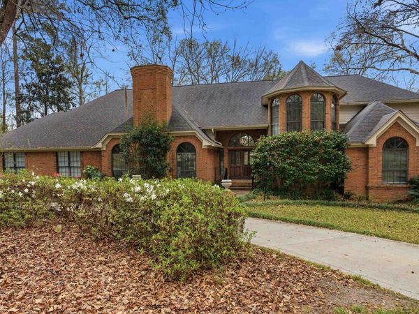 8991 Winged Foot Drive, Tallahassee, FL 32312