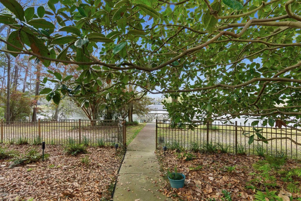 8991 Winged Foot Drive, Tallahassee, FL 32312 Photo