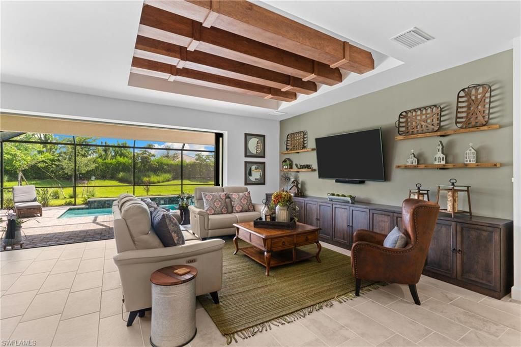 1746 Terreno Blvd, Naples, FL 34120 Photo