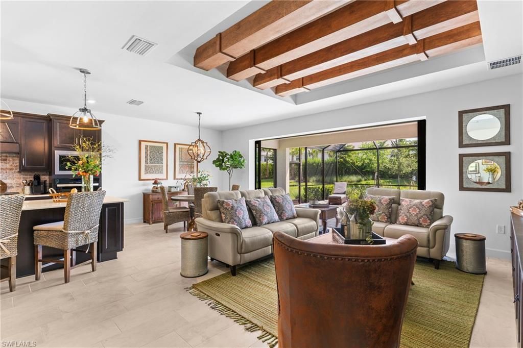 1746 Terreno Blvd, Naples, FL 34120 Photo