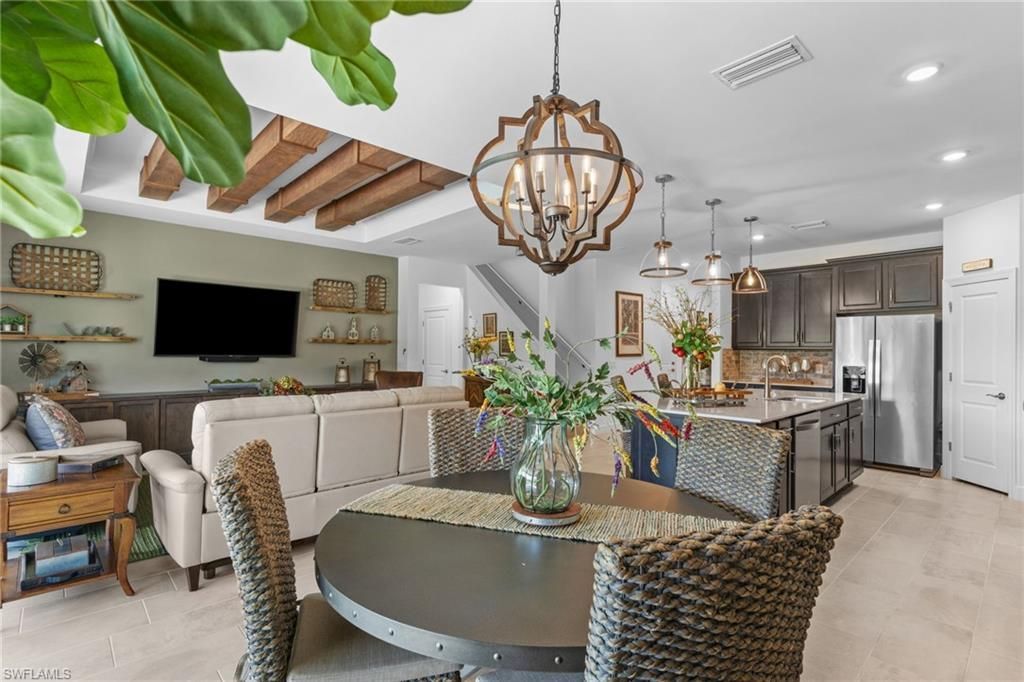 1746 Terreno Blvd, Naples, FL 34120 Photo