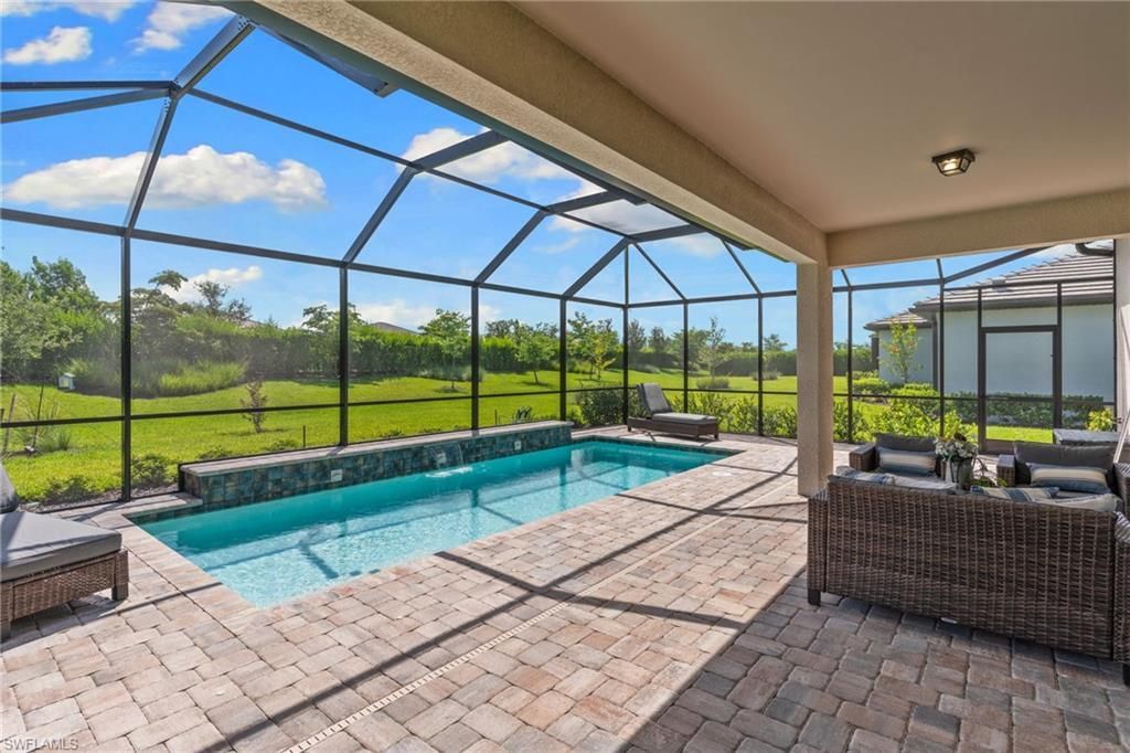 1746 Terreno Blvd, Naples, FL 34120 Photo