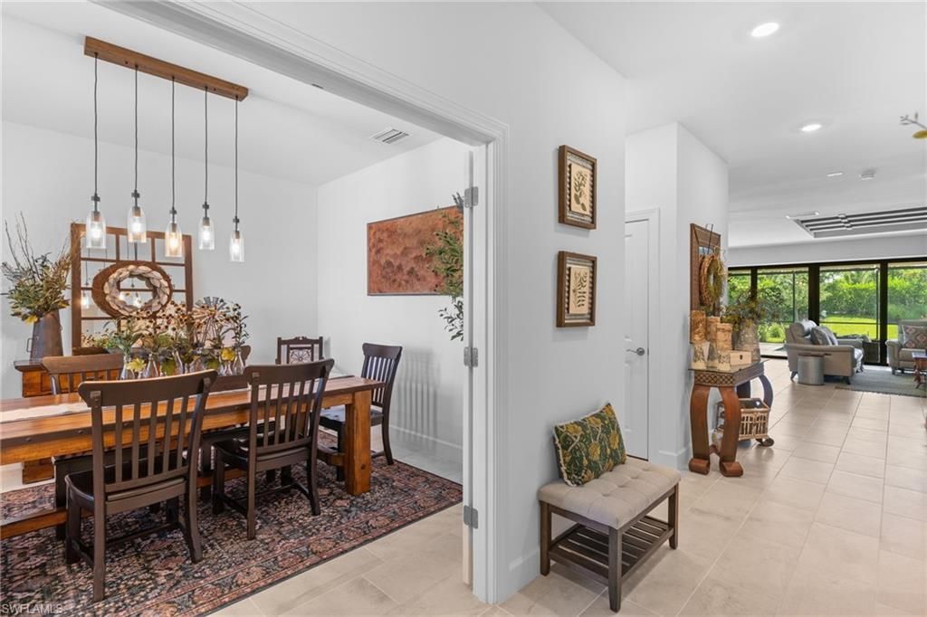 1746 Terreno Blvd, Naples, FL 34120 Photo