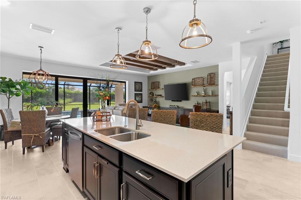 1746 Terreno Blvd, Naples, FL 34120 Photo
