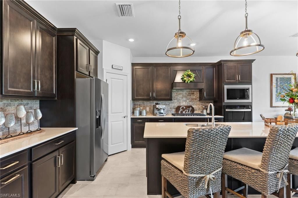 1746 Terreno Blvd, Naples, FL 34120 Photo