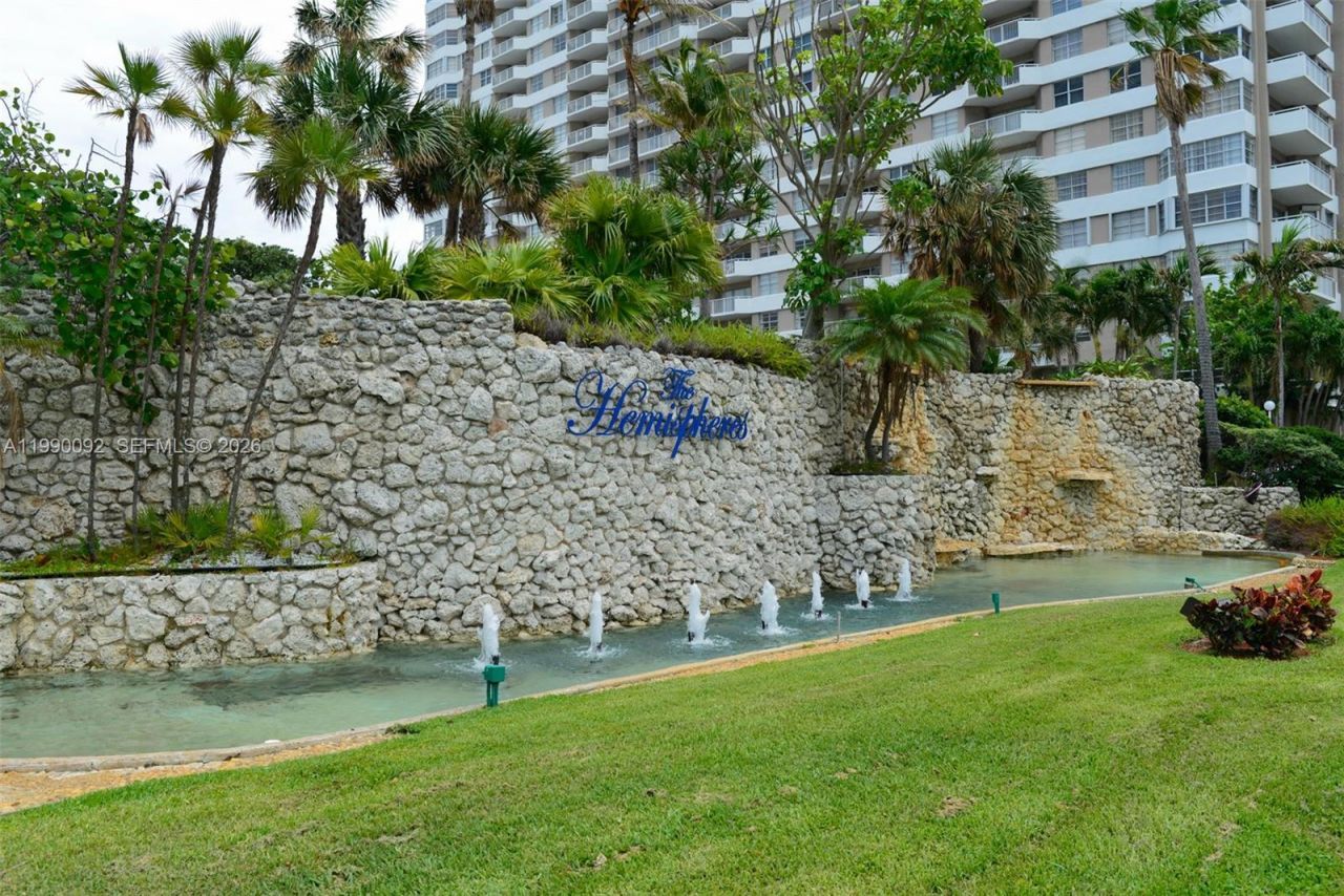 1980 S Ocean Dr, Unit 10L, Hallandale Beach, FL 33009 Photo