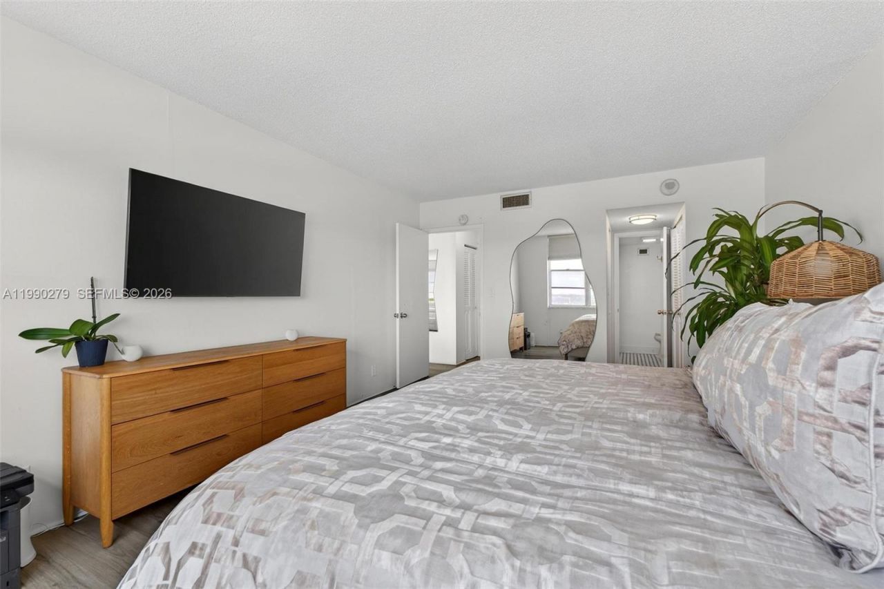 2150 Sans Souci Blvd , Unit A1007, North Miami, FL 33181 Photo