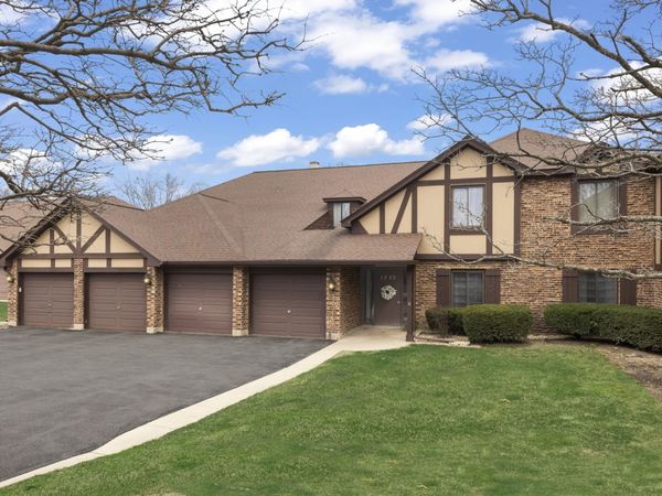 1755 Plymouth Court, Unit D, Wheaton, IL 60189
