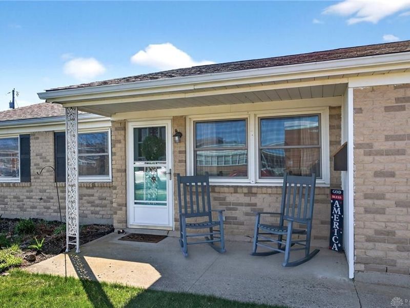 916 Mystic Lane, Troy, OH 45373 Photo 4