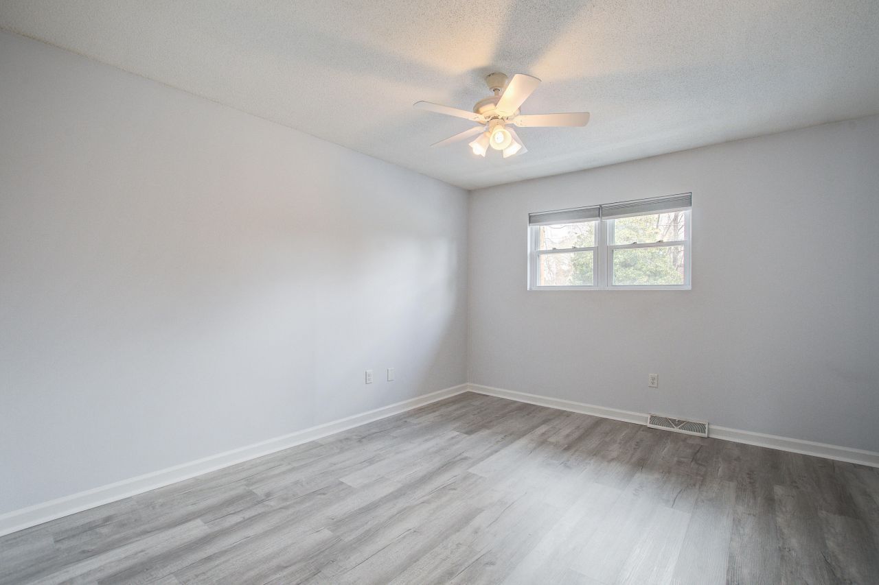 1836 Mepkin Road Photo 11