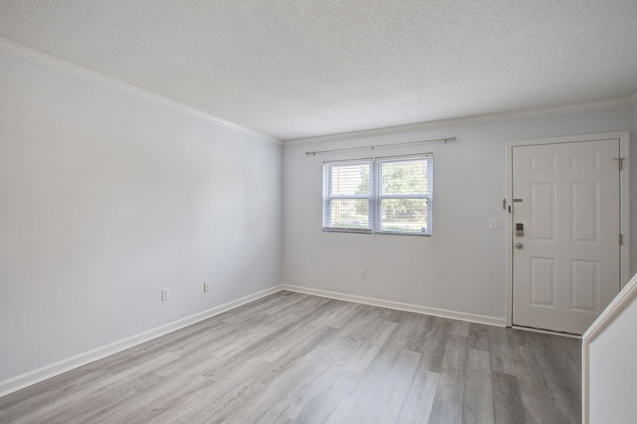 1836 Mepkin Road Photo 4