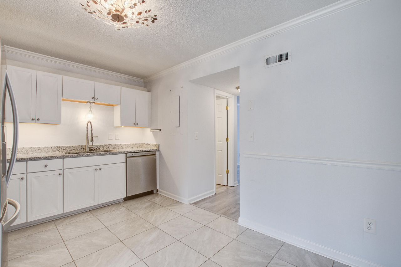 1836 Mepkin Road Photo 9