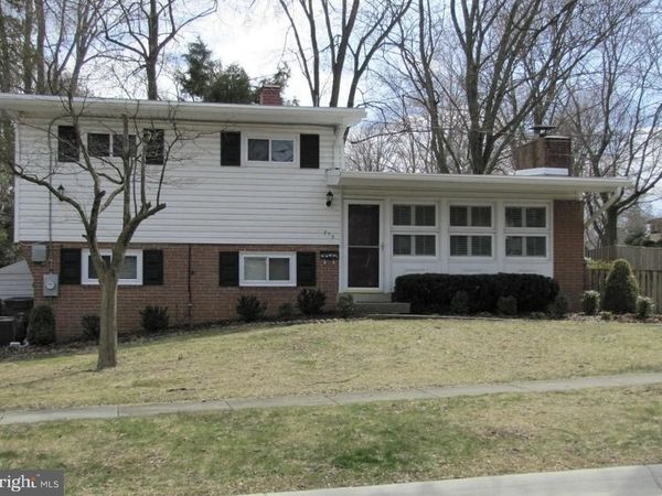 715 MARSHALL AVENUE, ROCKVILLE, MD 20851