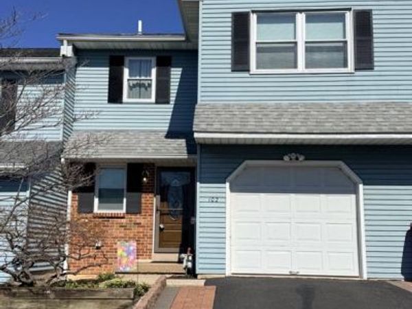 102 ELBERTA DRIVE , NORTH WALES, PA 19454