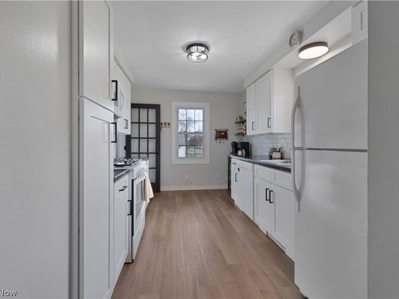 261 Sexton Street, Struthers, OH 44471 Photo 6