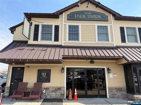 250 Park Avenue 1, EAST RUTHERFORD, NJ 07073