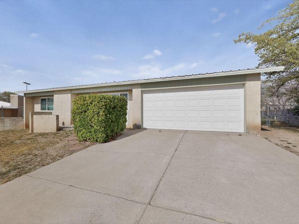 12125 Emperor Drive NE, Albuquerque, NM 87123