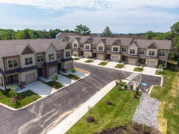 202 Signature Pl , Lebanon, TN 37087