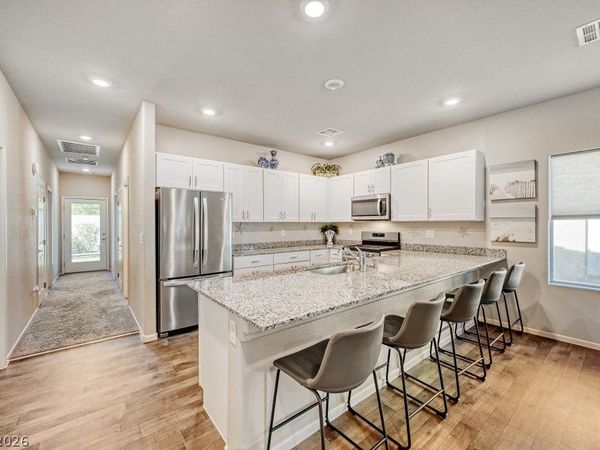 4352 Meadow Glade Avenue, North Las Vegas, NV 89084