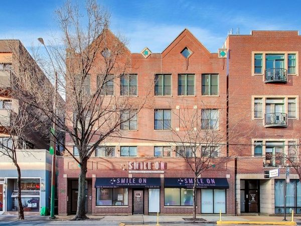 1350 W BELMONT Avenue, Unit B, Chicago, IL 60657