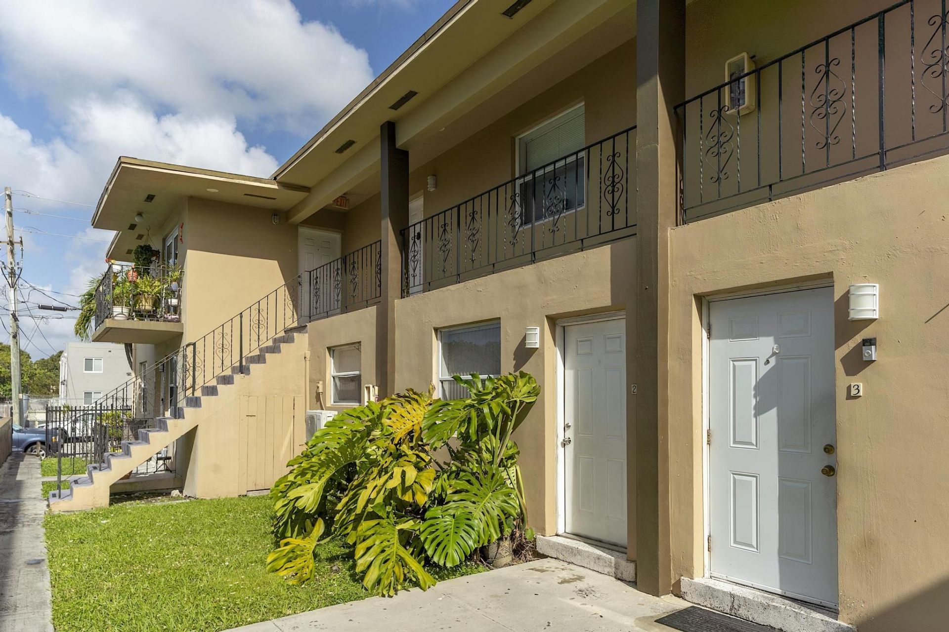 225 SW 18th Avenue, Miami, FL 33188 Photo