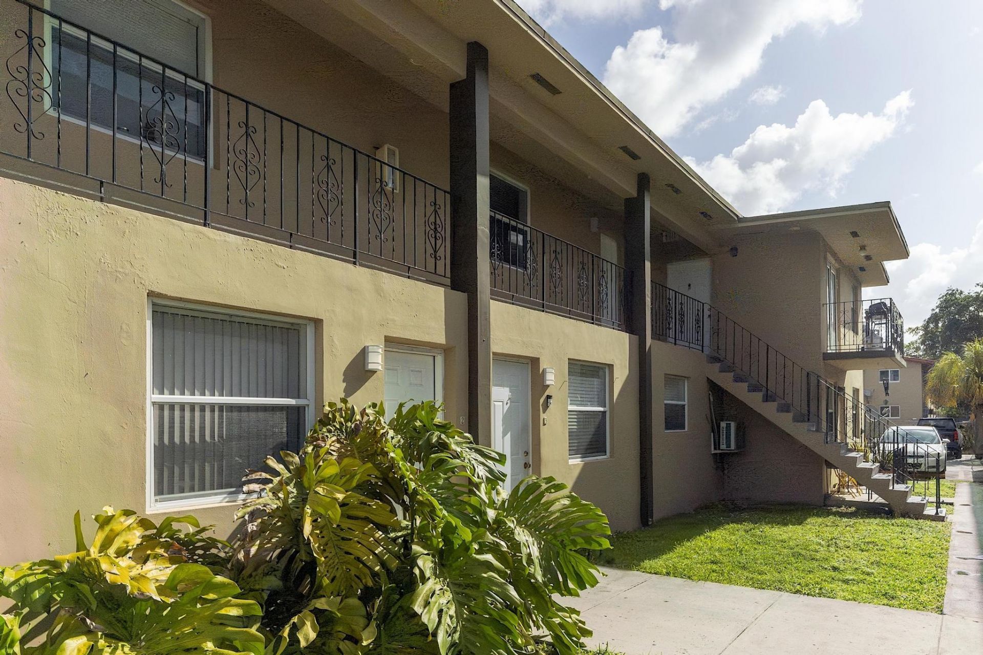 225 SW 18th Avenue, Miami, FL 33188 Photo