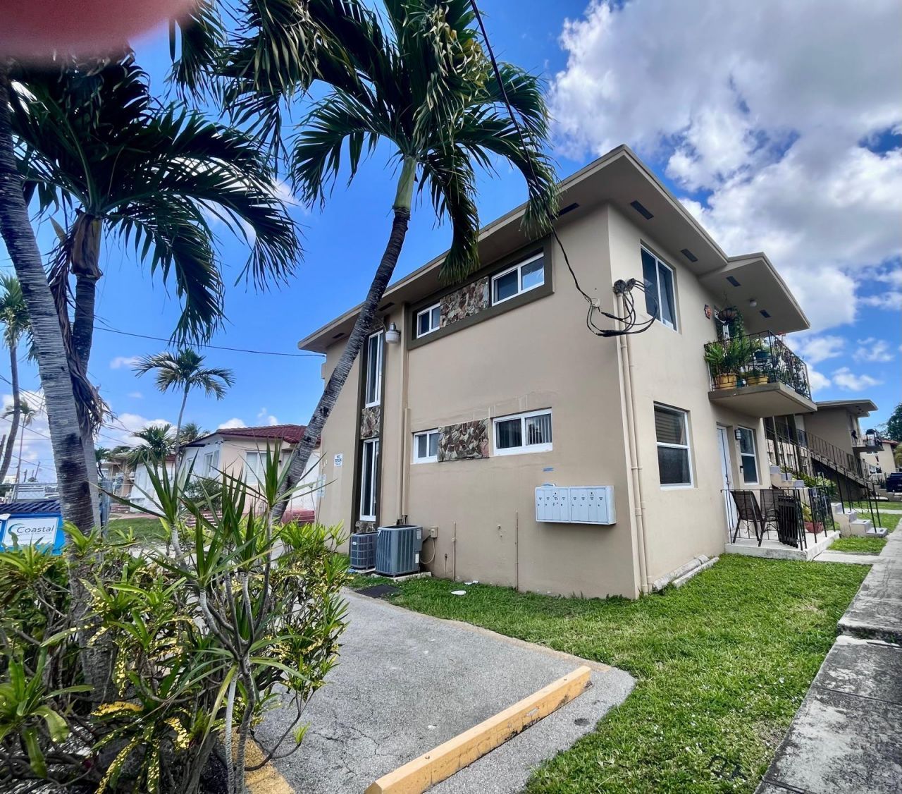 225 SW 18th Avenue, Miami, FL 33188 Photo