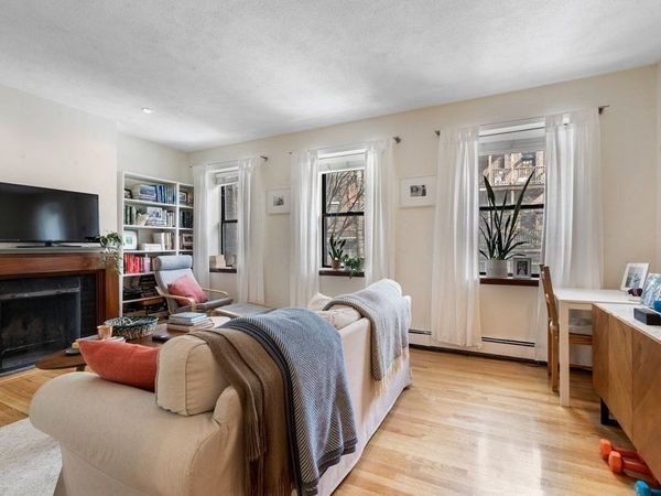 19 Milford St, Unit 1, Boston, MA 02118