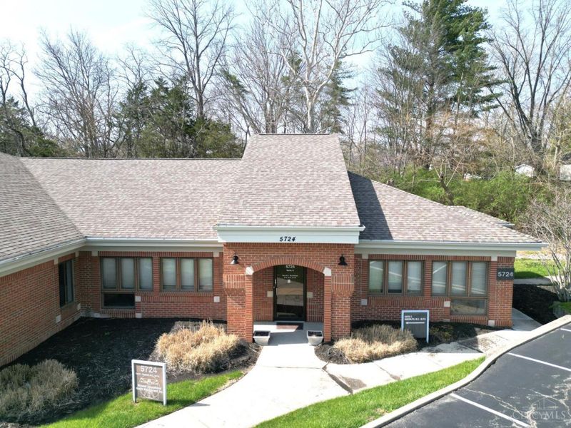 5724 Signal Hill Court, Milford, OH 45150 Photo 3