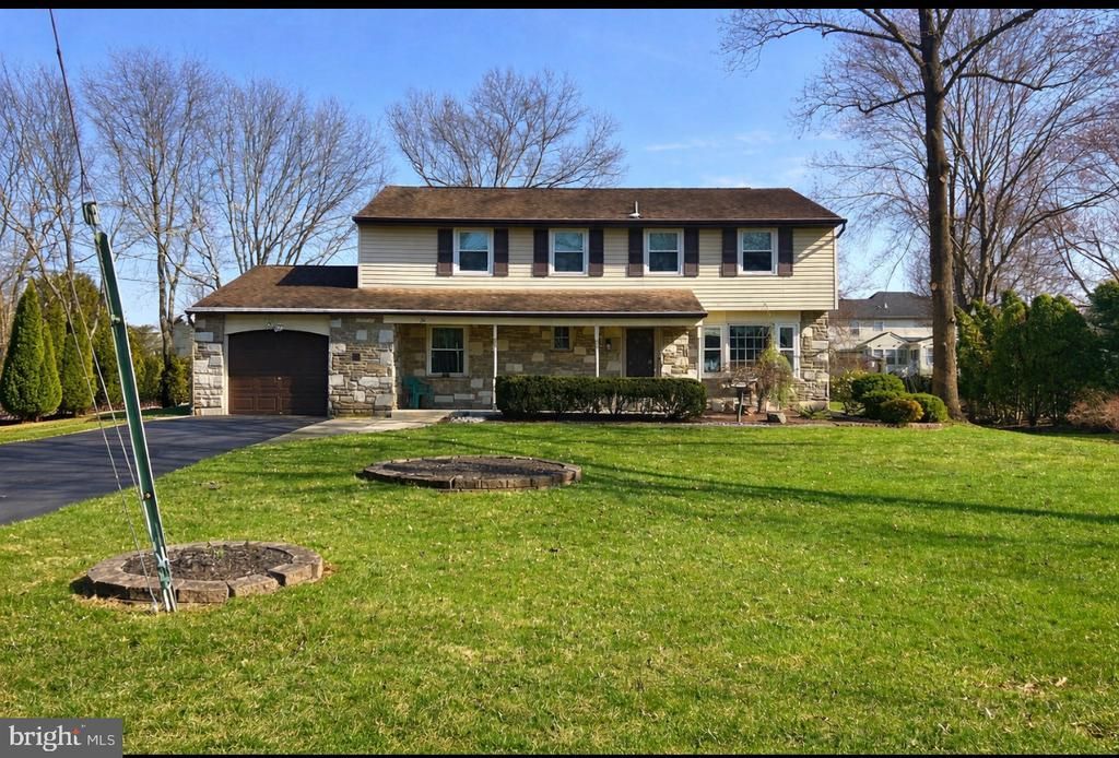 36 Devon Road, Southampton, PA 18966 Main Photo