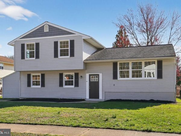 11 N SKYWARD DRIVE , NEWARK, DE 19713