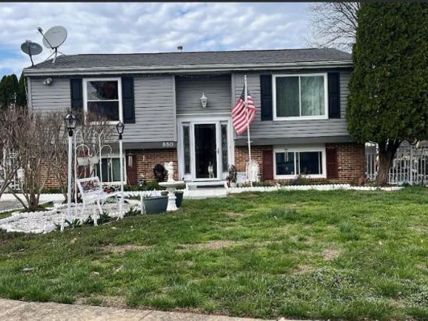 550 LOGAN STREET, FREDERICK, MD 21701