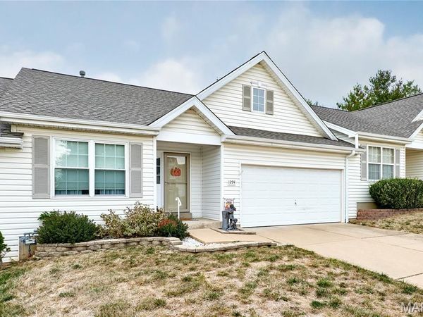 1294 Windcrest Circle Circle, Arnold, MO 63010