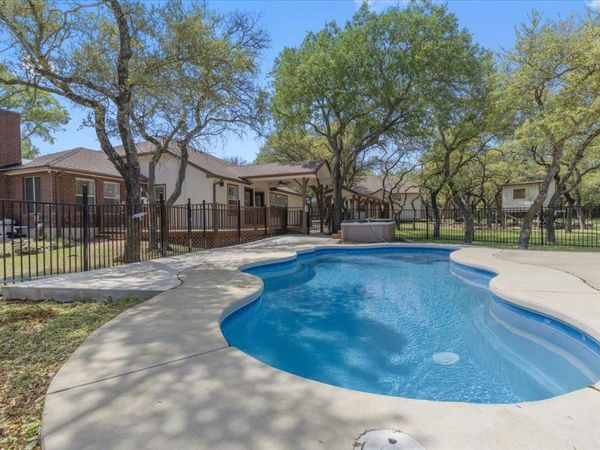 506 La Paloma DR, Georgetown, TX 78628