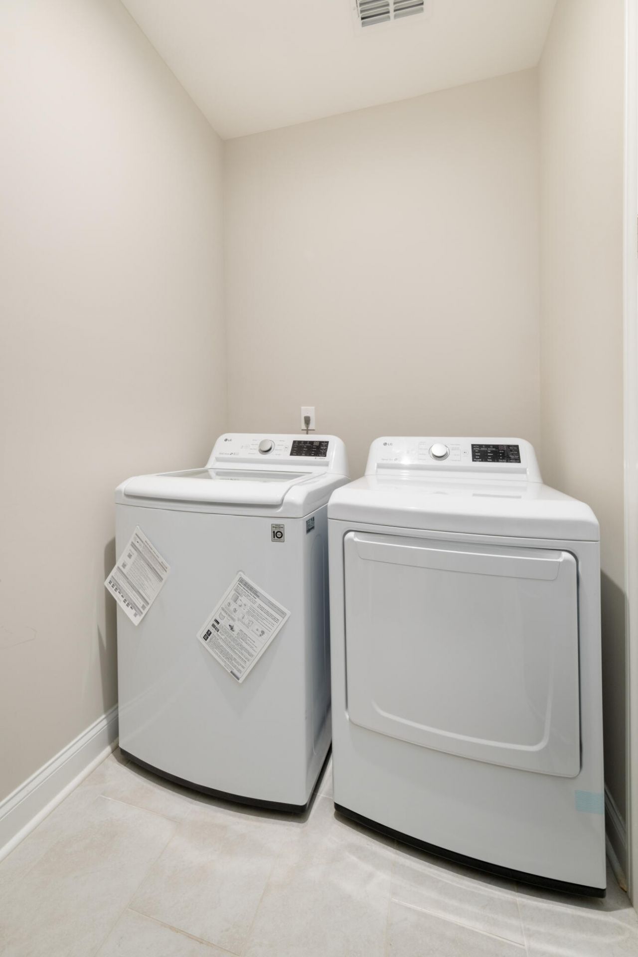 104 Waves Place Photo 34