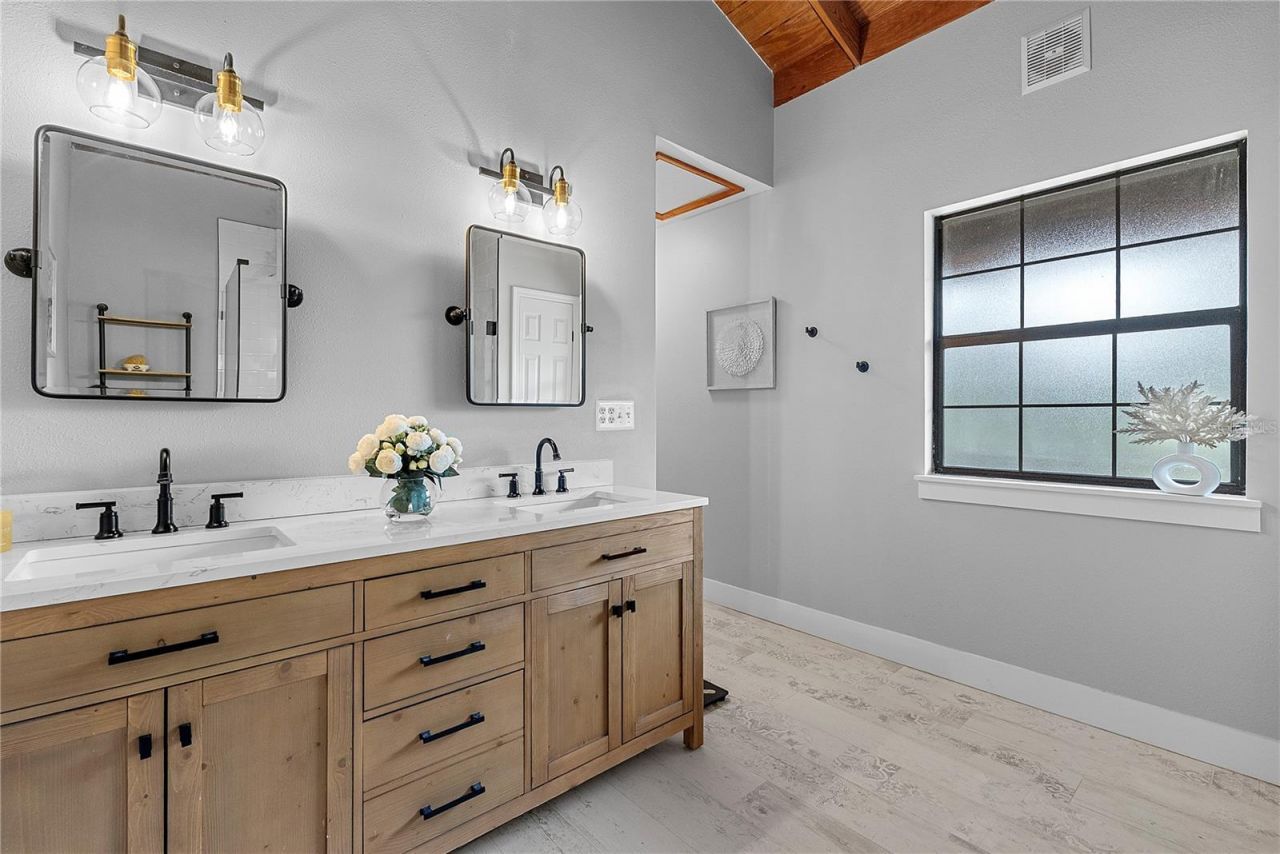 13910 Corkwood Lane, Astatula, FL 34705 Photo