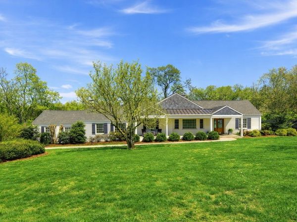 4700 Churchwood Dr, Nashville, TN 37220