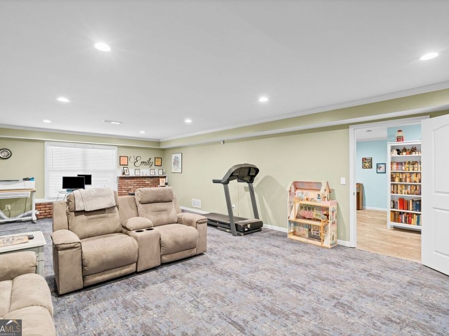 Property Image 39