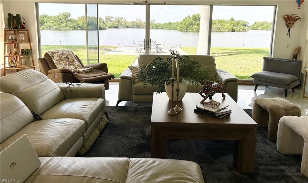 337 Shore Dr, Fort Myers, FL 33905 Photo