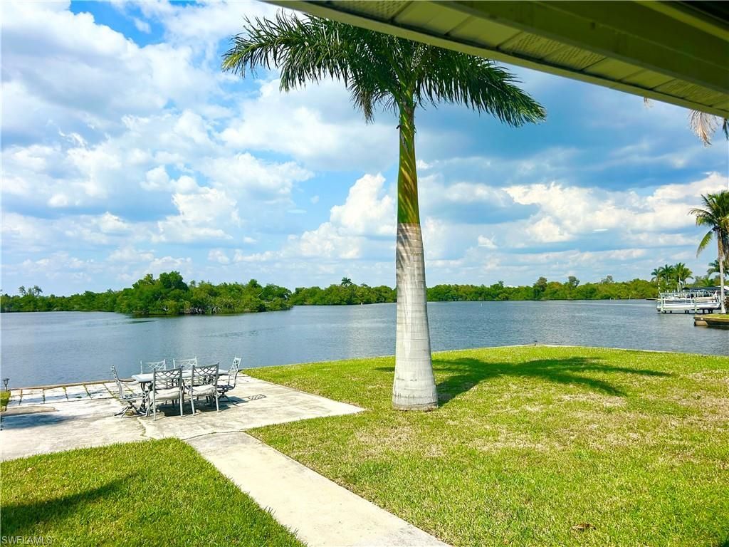 337 Shore Dr, Fort Myers, FL 33905 Photo