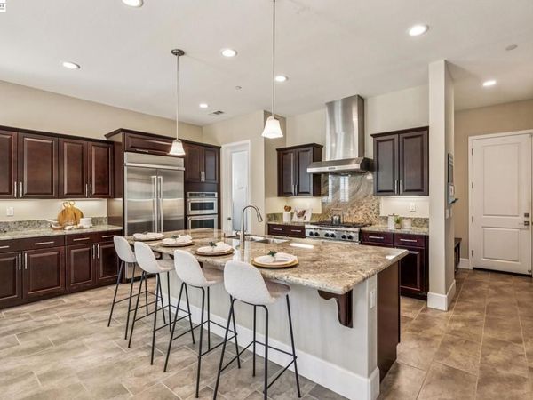 66 Adair Way, Hayward, CA 94542