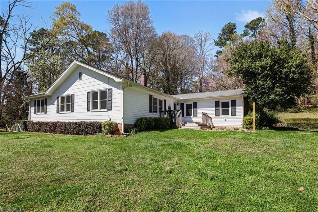 602 Mcadenville Road, Belmont, NC 28012 Main Photo